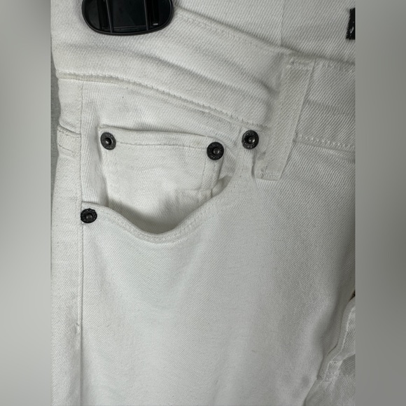 Modern American White Savannah Jeans Size 26 (2) NWT - Picture 8 of 16